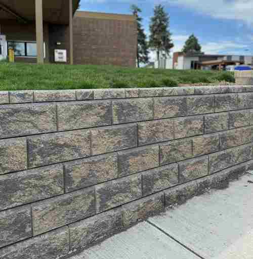 retaining wall in front yard